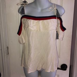 Off the shoulder shirt!